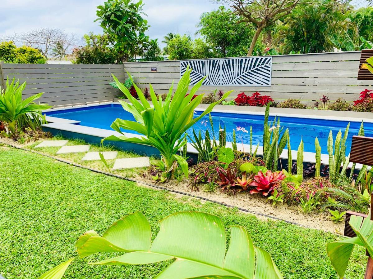Muri Beachside Villa With Pool Раратонга Экстерьер фото