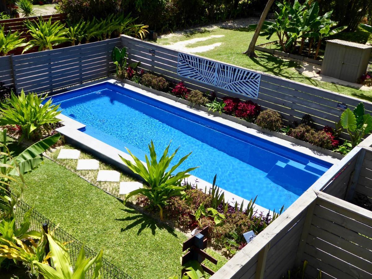 Muri Beachside Villa With Pool Раратонга Экстерьер фото